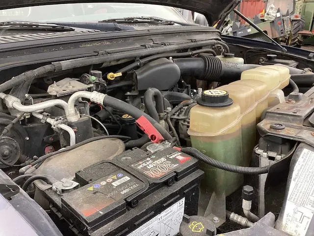 2003 ford pickup f350 personenauto - afbeelding 2 van  16
