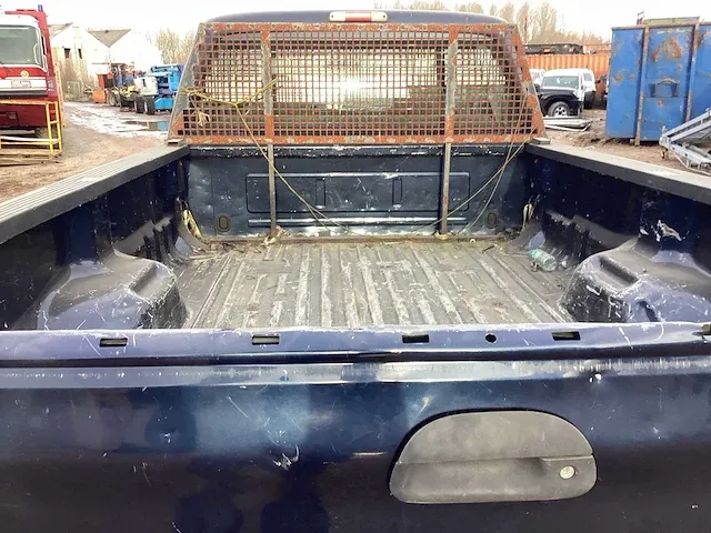 2003 ford pickup f350 personenauto - afbeelding 9 van  16