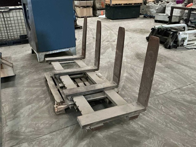 2003 griptech vgt 50 vorkenbord - afbeelding 1 van  5