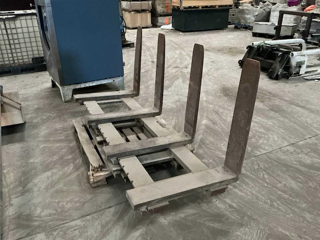 2003 griptech vgt 50 vorkenbord - afbeelding 1 van  5