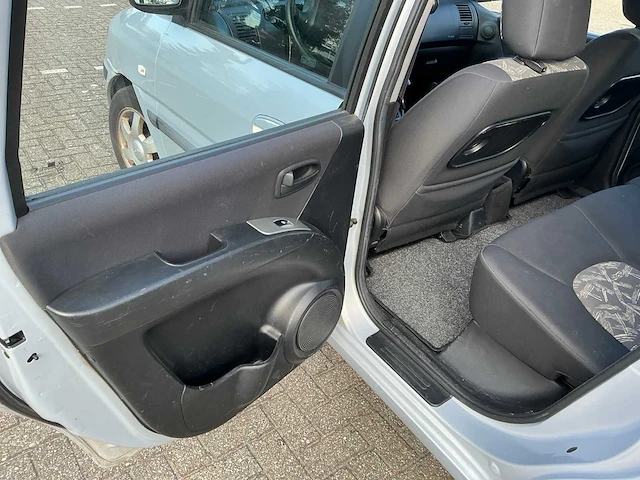 2003 hyundai matrix personenauto - afbeelding 35 van  46