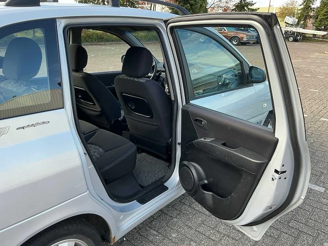 2003 hyundai matrix personenauto - afbeelding 35 van  46
