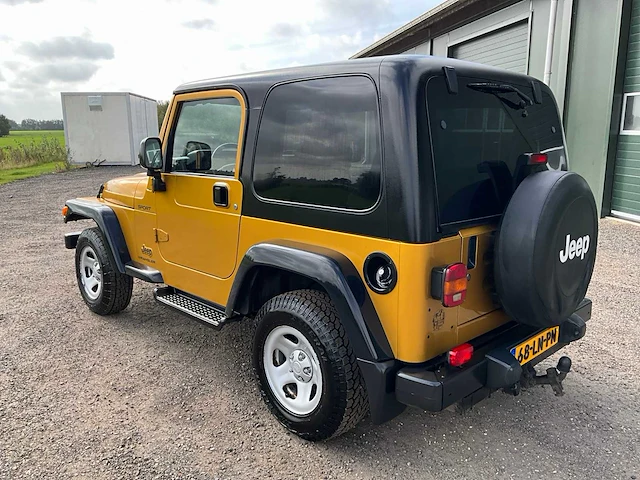 2003 jeep wrangler 2.4i hardtop personenauto - afbeelding 33 van  34
