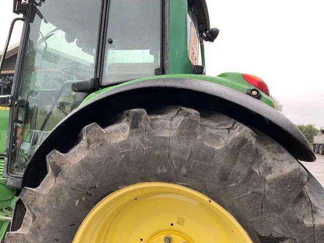 2003 john deere 6620 vierwielaangedreven landbouwtractor - afbeelding 28 van  31