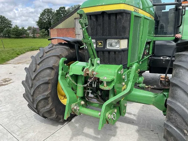 2003 john deere 7710 vierwielaangedreven landbouwtractor - afbeelding 8 van  33