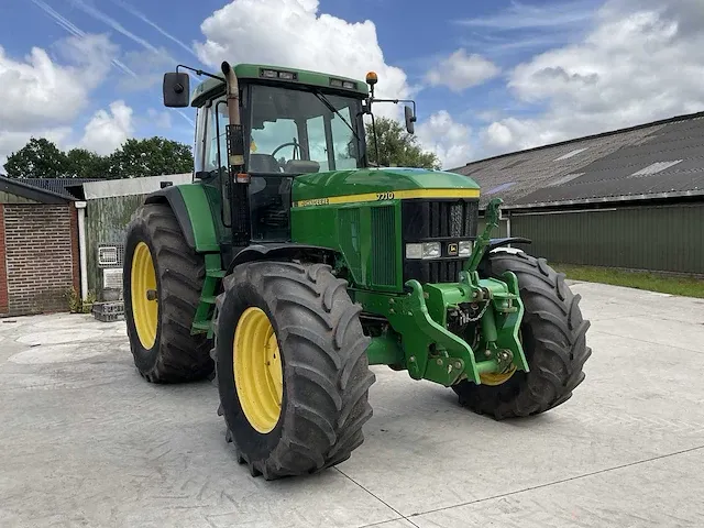 2003 john deere 7710 vierwielaangedreven landbouwtractor - afbeelding 28 van  33