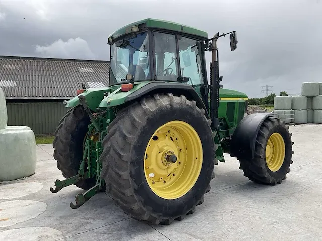 2003 john deere 7710 vierwielaangedreven landbouwtractor - afbeelding 32 van  33