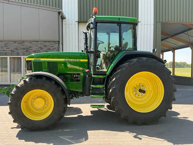 2003 john deere 7710 vierwielaangedreven landbouwtractor - afbeelding 12 van  30