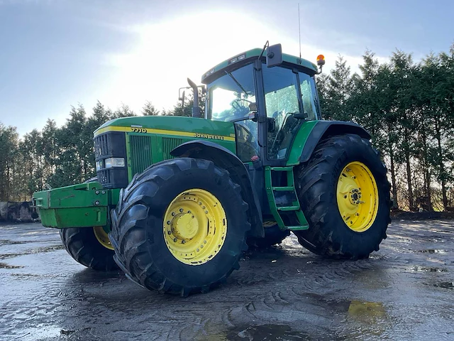 2003 john deere 7710 vierwielaangedreven landbouwtractor - afbeelding 1 van  34