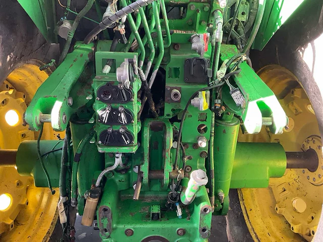 2003 john deere 7820 vierwielaangedreven landbouwtractor - afbeelding 4 van  29