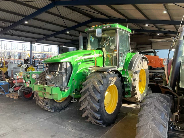 2003 john deere 7820 vierwielaangedreven landbouwtractor - afbeelding 1 van  29