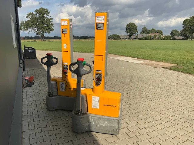 2003 jungheinrich emc10 stapelaar (2x) - afbeelding 11 van  13