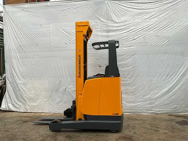 2003 jungheinrich etv 216 reach truck - afbeelding 1 van  11