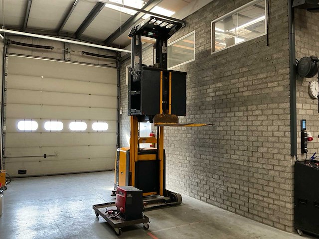 2003 jungheinrich kms100 stapelaar - afbeelding 2 van  26