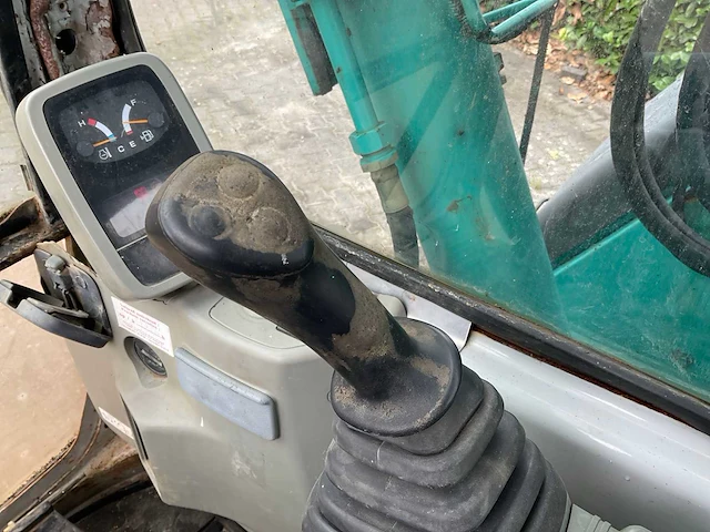 2003 kobelco sk70sr-1e midigraafmachine - afbeelding 20 van  33