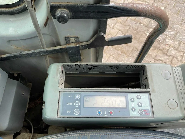 2003 kobelco sk70sr-1e midigraafmachine - afbeelding 24 van  33
