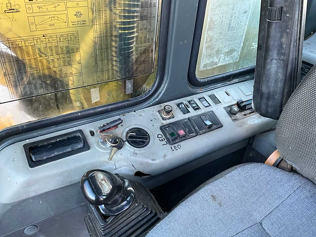 2003 komatsu pc160lc rupsgraafmachine - afbeelding 26 van  38