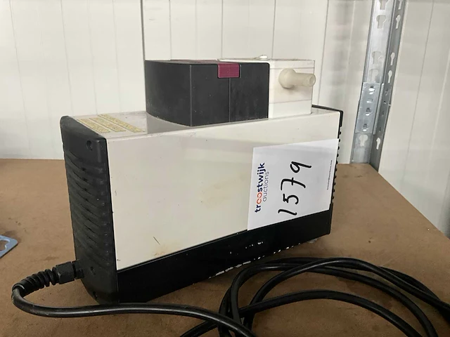 2003 leybold vakuum gmbh divac 0.6 vacuümpomp - afbeelding 3 van  5