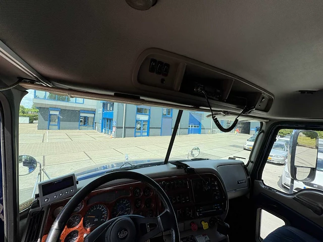 2003 mack vision cx613 vrachtwagen - afbeelding 4 van  111