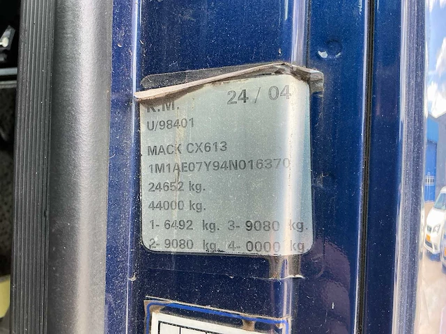 2003 mack vision cx613 vrachtwagen - afbeelding 9 van  111