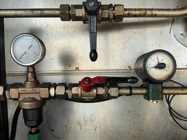 2003 man t36 burtec bitumensprayer vrachtwagen kleefauto - afbeelding 27 van  53