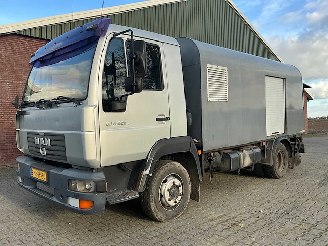 2003 man t36 burtec bitumensprayer vrachtwagen kleefauto - afbeelding 1 van  53