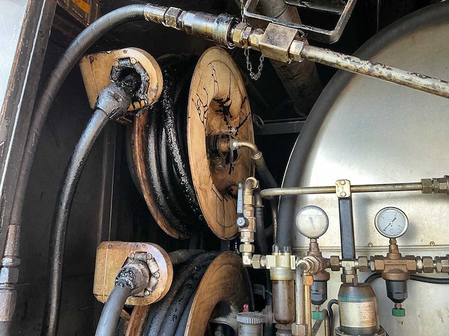 2003 man t36 burtec bitumensprayer vrachtwagen kleefauto - afbeelding 29 van  53