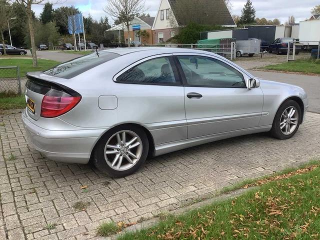 2003 mercedes-benz c-klasse sportcoupé 180 k. amice personenauto - afbeelding 7 van  13