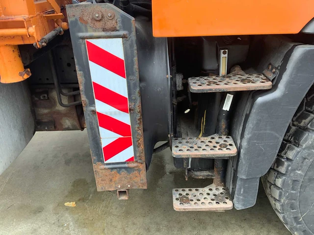 2003 mercedes-benz unimog u300 vrachtwagen 3-zijdige kipper - afbeelding 15 van  45