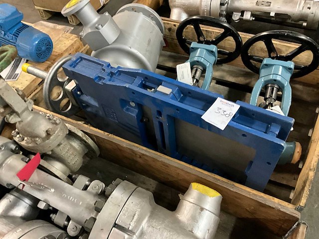 2003 möller gietijzeren schuifklep - afbeelding 2 van  4