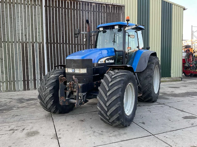 2003 new holland tm175 vierwielaangedreven landbouwtractor - afbeelding 12 van  29