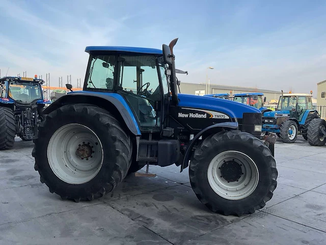 2003 new holland tm175 vierwielaangedreven landbouwtractor - afbeelding 25 van  29