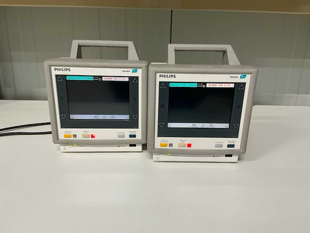 2003 philips m3046a patiëntmonitor (2x) - afbeelding 1 van  3