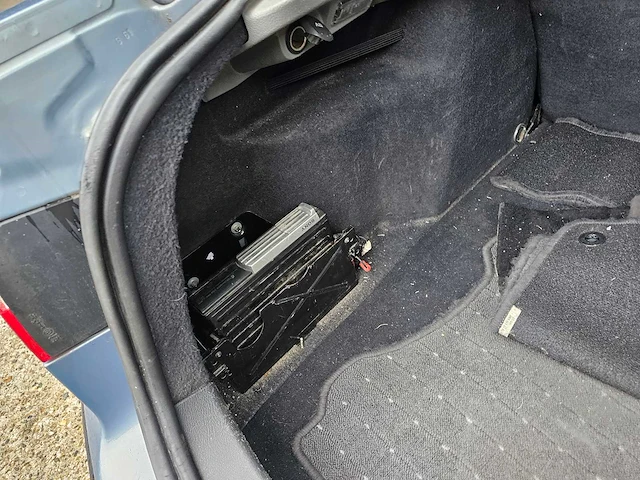 2003 renault laguna 1.8-16v elective - afbeelding 9 van  25