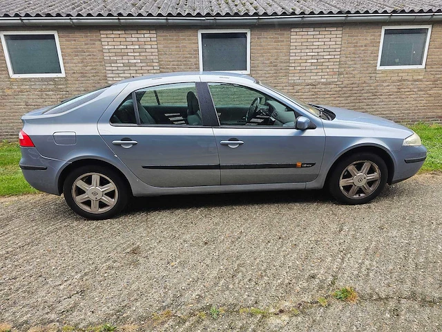 2003 renault laguna 1.8-16v elective - afbeelding 23 van  25
