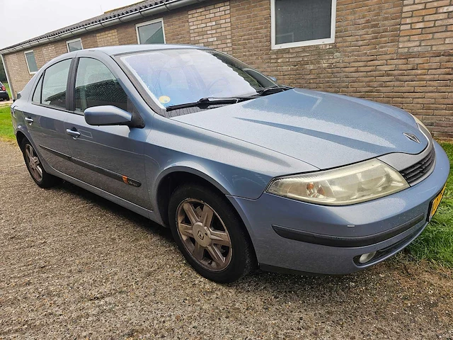 2003 renault laguna 1.8-16v elective - afbeelding 24 van  25