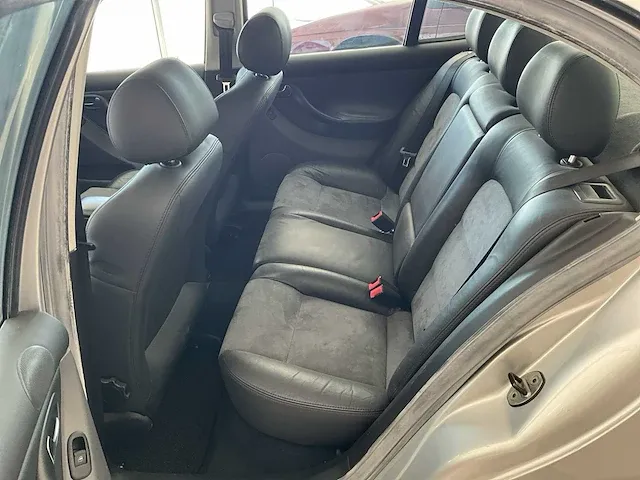 2003 seat toledo executive personenauto - afbeelding 9 van  34