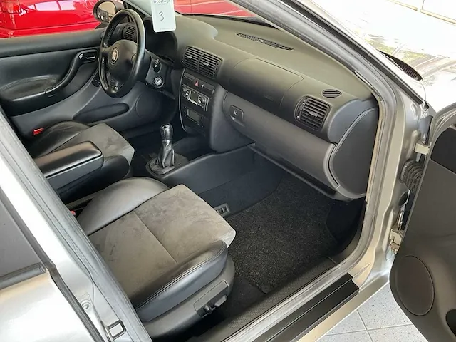 2003 seat toledo executive personenauto - afbeelding 18 van  34