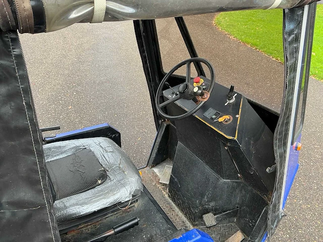 2003 spijkstaal 305-lh industriële trekker - afbeelding 3 van  24