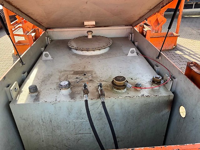 2003 steenbergen cie100 brandstof opslagtank - afbeelding 14 van  15