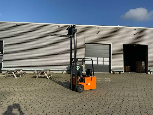 2003 stihl r50-15 vorkheftruck - afbeelding 10 van  17