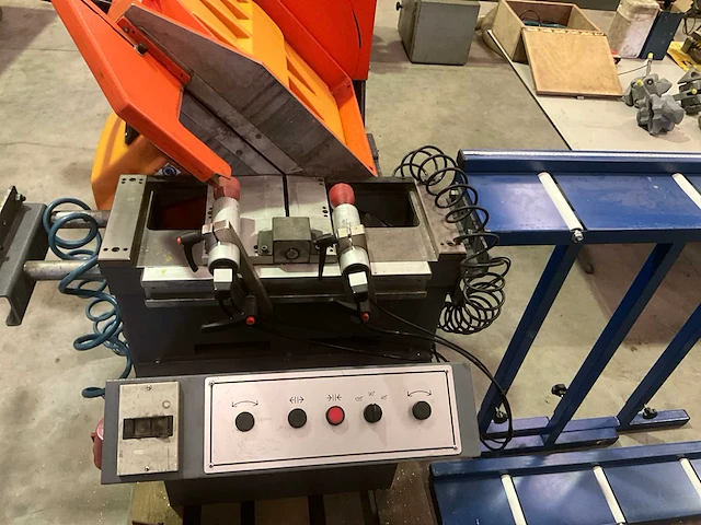 2003 tekna tk-123/p afkortcirkelzaagmachine - afbeelding 7 van  11