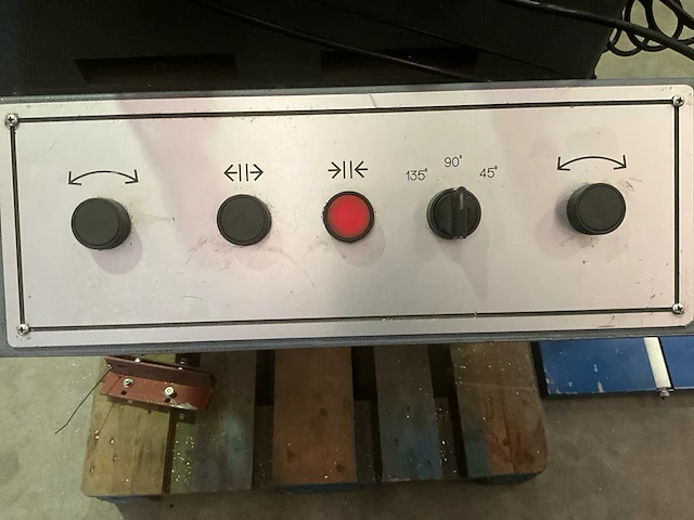 2003 tekna tk-123/p afkortcirkelzaagmachine - afbeelding 11 van  11