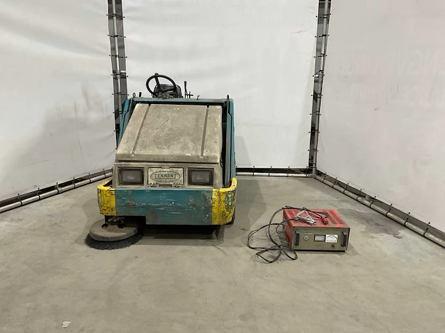 2003 tennant 6400 veegmachine - afbeelding 12 van  18