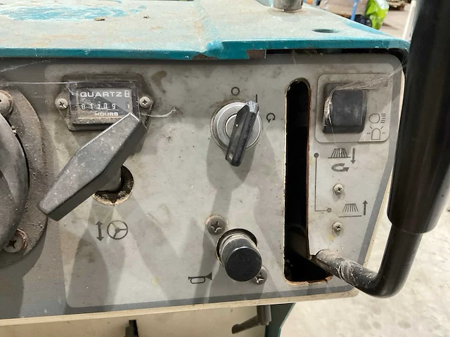 2003 tennant 6400 veegmachine - afbeelding 16 van  18