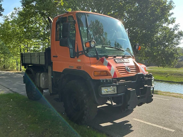 2003 unimog mercedes u300 vrachtwagen - afbeelding 34 van  39