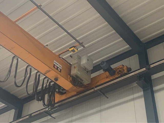 2003 wll 3000 kg. bovenloophalkraan - afbeelding 2 van  27