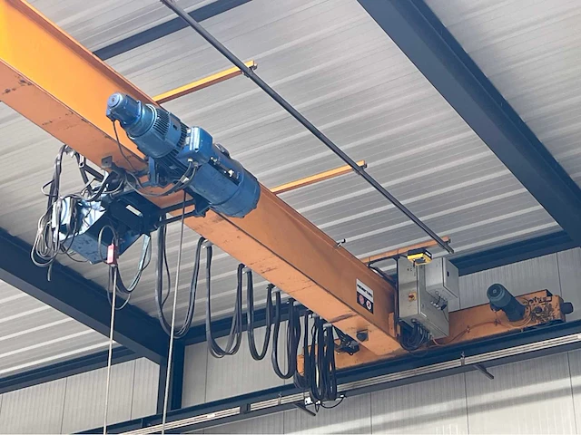 2003 wll 3000 kg. bovenloophalkraan - afbeelding 5 van  32