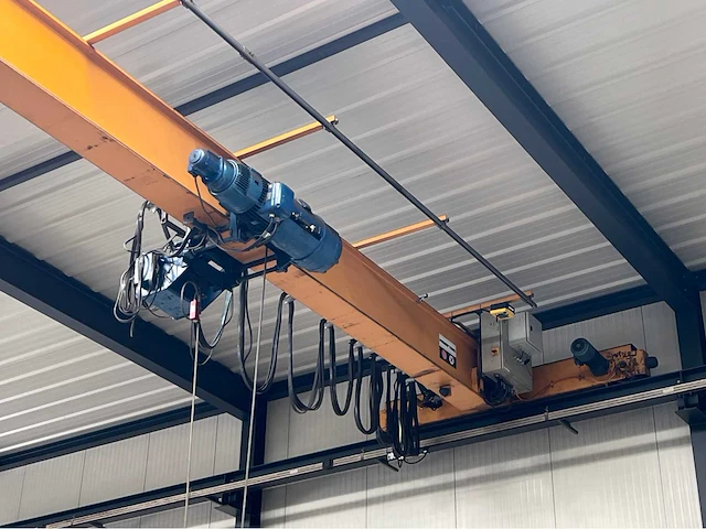 2003 wll 3000 kg. bovenloophalkraan - afbeelding 6 van  32
