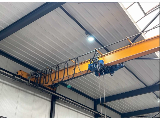 2003 wll 3000 kg. bovenloophalkraan - afbeelding 32 van  32